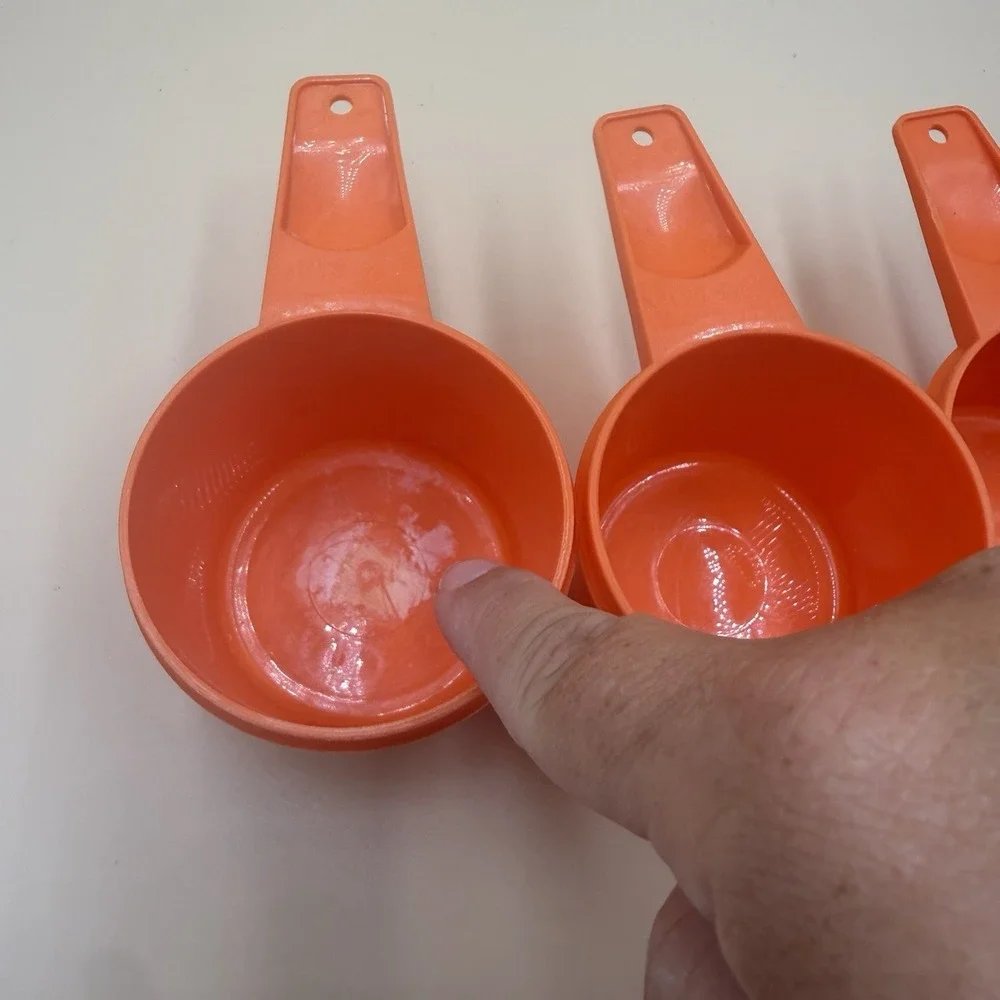 Vintage Tupperware Measuring Cups Set of 4 Missing 1 Cup Orange Retro Kitchen
